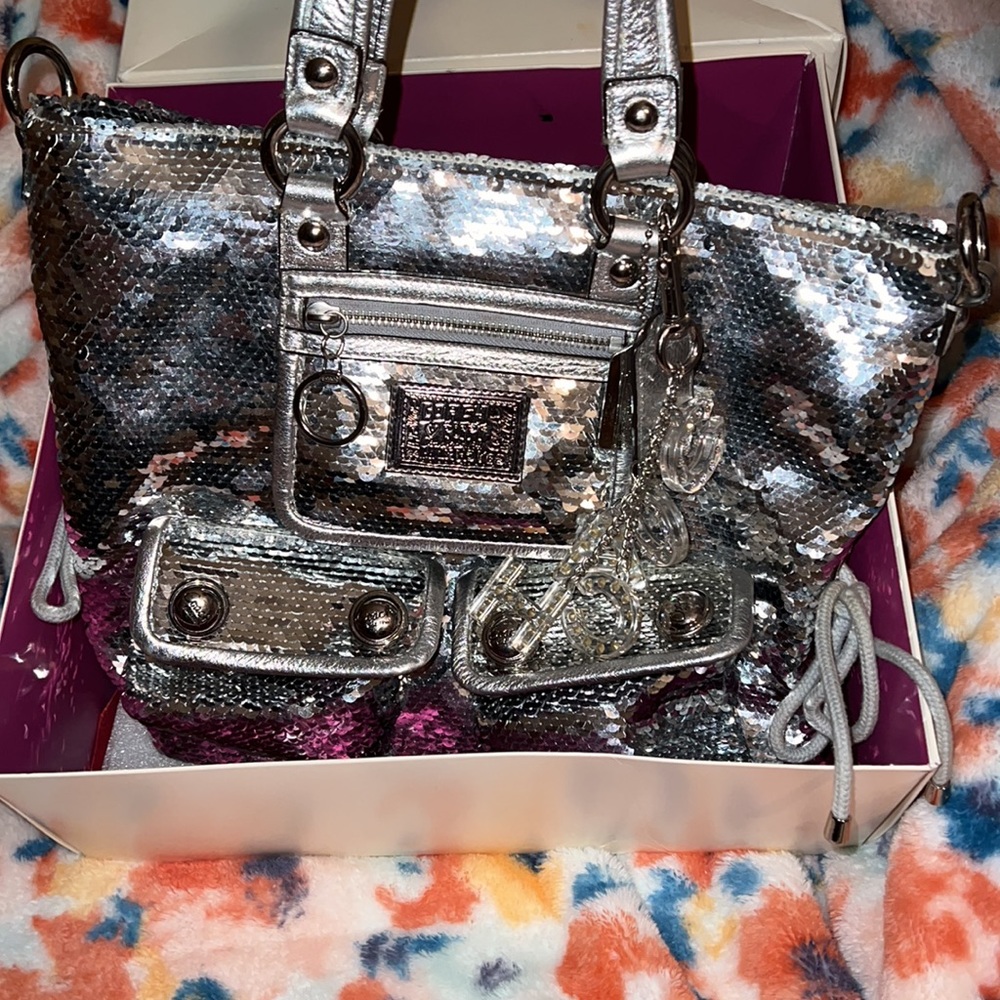 Used minimum . Excellent condition! - Picture 2 of 4